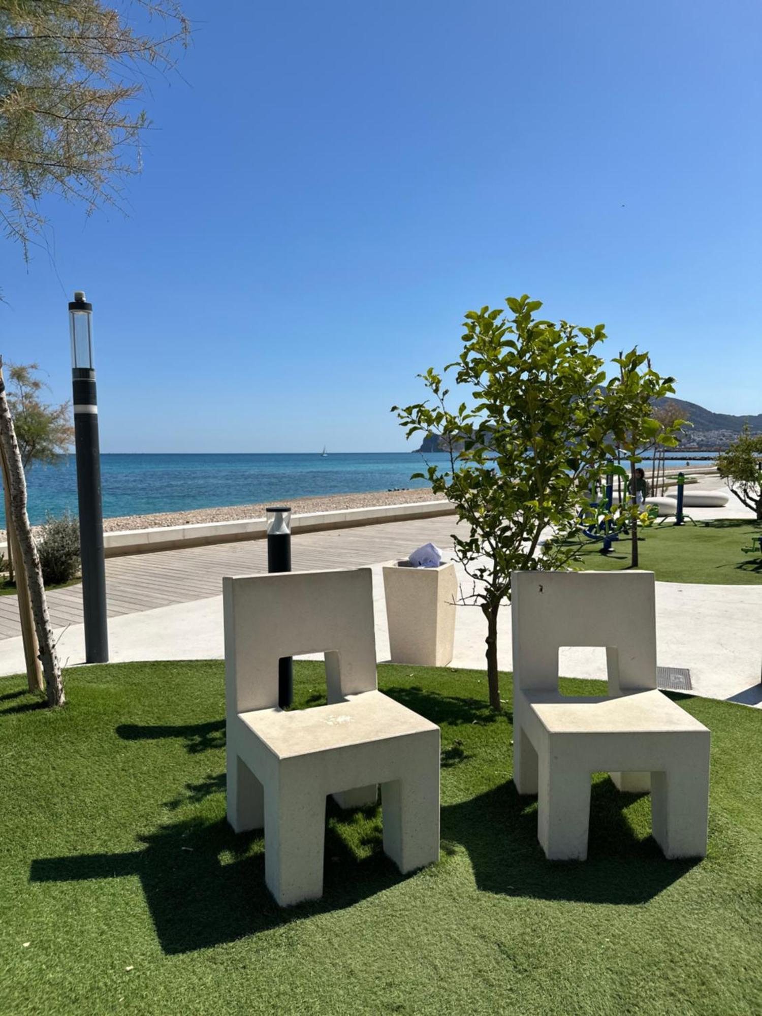 Precioso Apartamento De 3 Dormitorios Con Acceso Directo A La Playa Альтеа Экстерьер фото