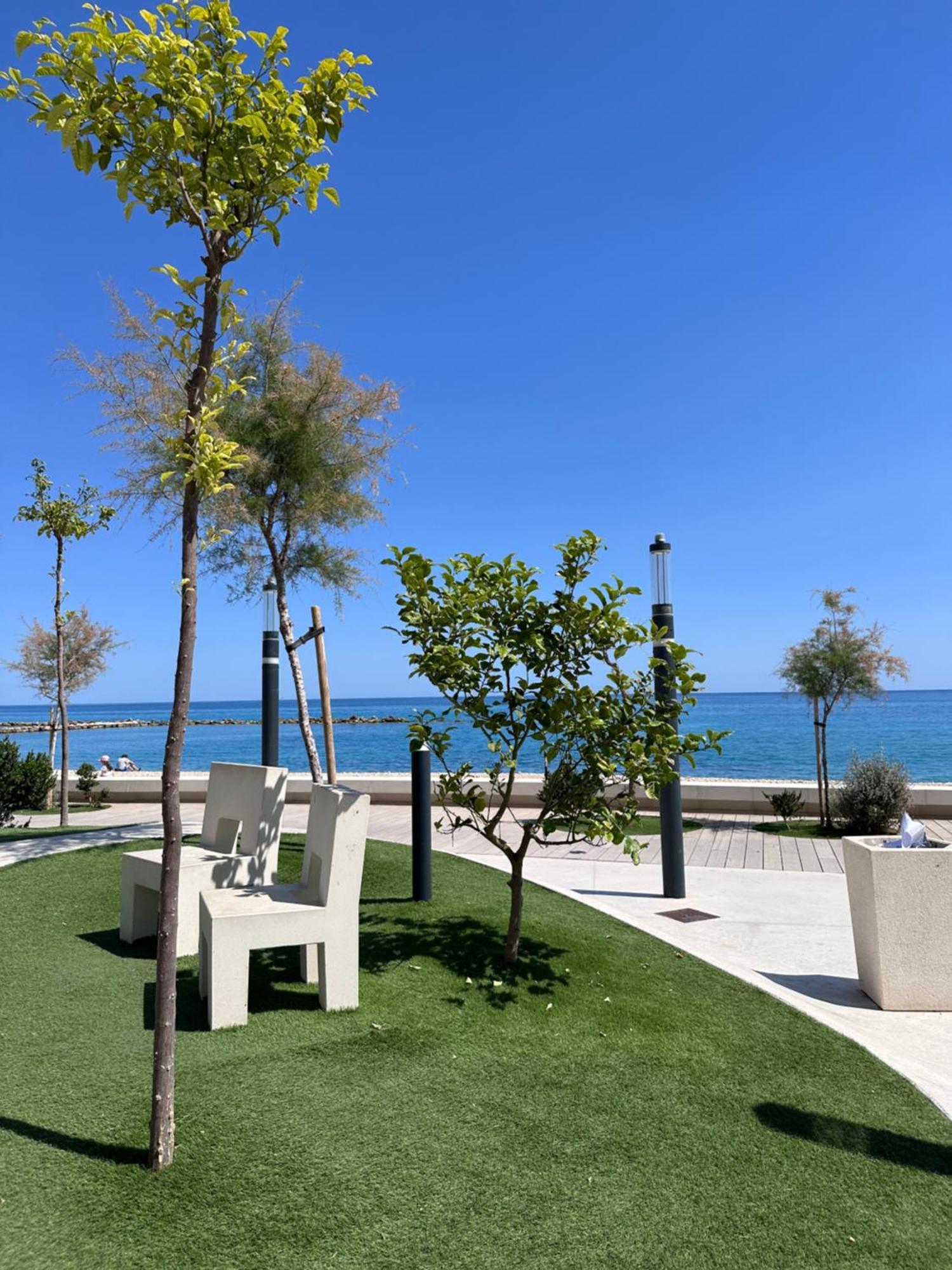 Precioso Apartamento De 3 Dormitorios Con Acceso Directo A La Playa Альтеа Экстерьер фото